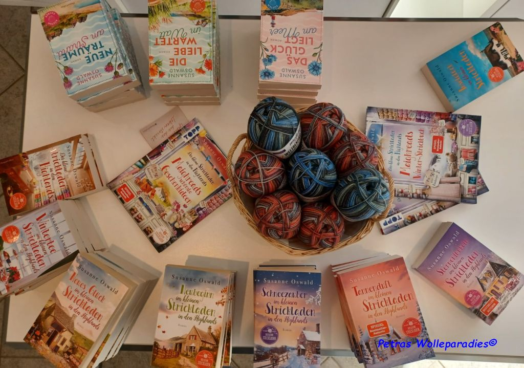 Büchertisch mit Romanen